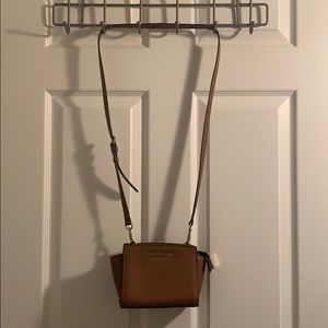 Cross body bag